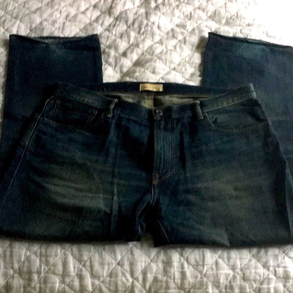 Light wash Gap jeans - size 38 x 30